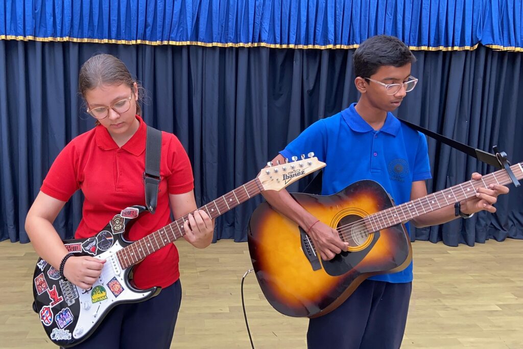 9. School band (2)